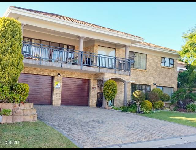 4 BEDROOM HOUSE FOR SALE IN FRAAIUITSIG